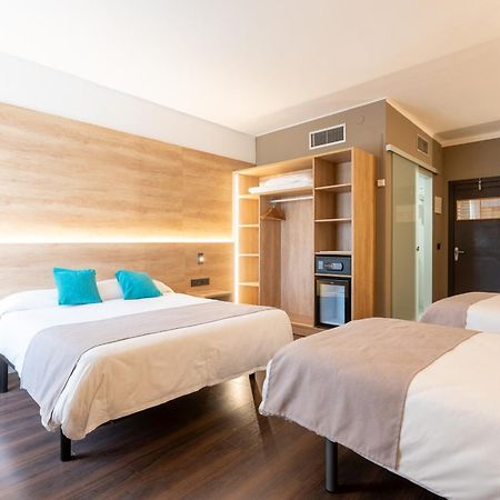 Checkin Flamingo Hotel L'Estartit Bagian luar foto