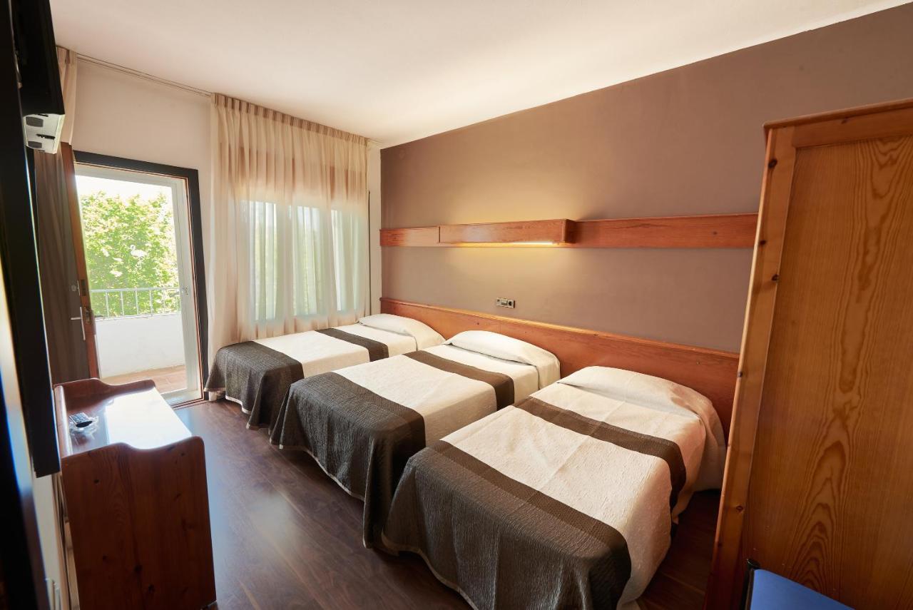 Checkin Flamingo Hotel L'Estartit Bagian luar foto