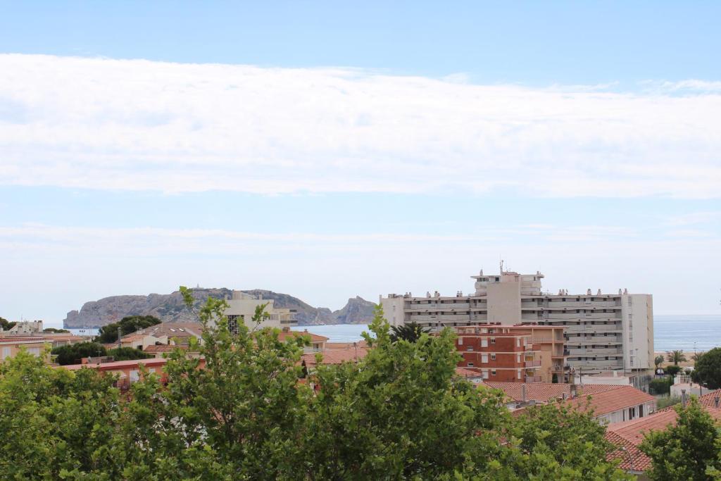 Checkin Flamingo Hotel L'Estartit Bagian luar foto