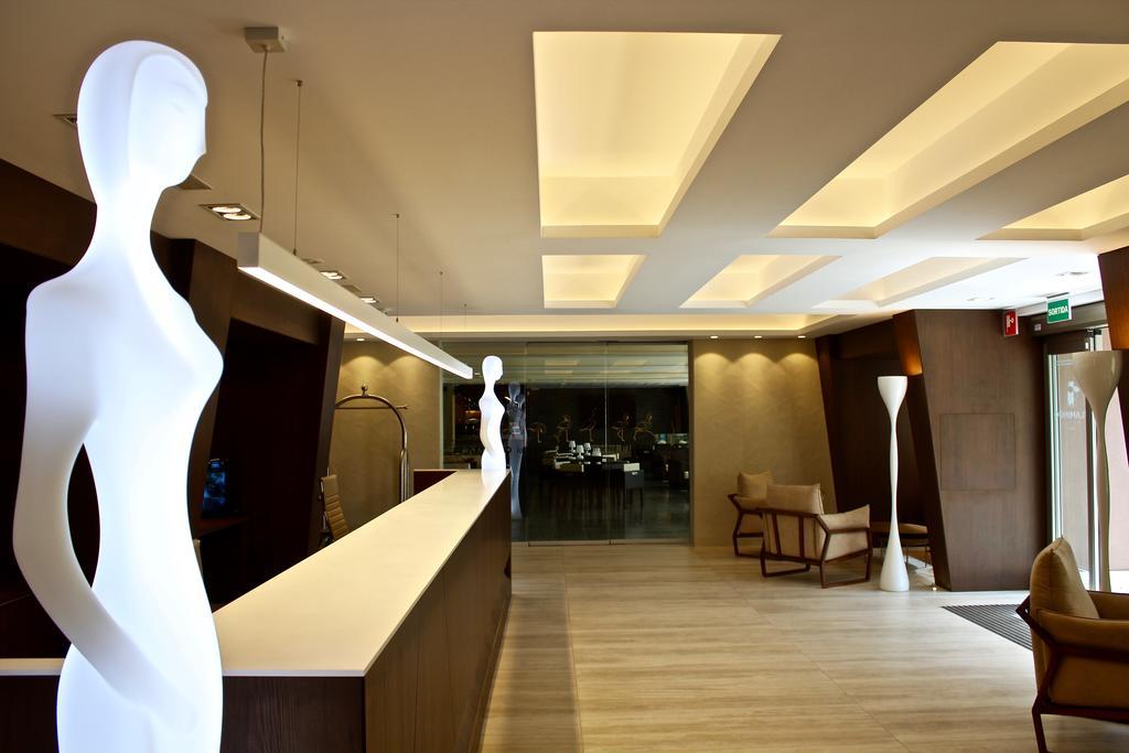 Checkin Flamingo Hotel L'Estartit Bagian luar foto