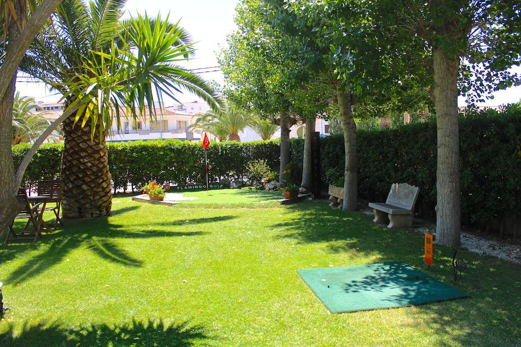 Checkin Flamingo Hotel L'Estartit Bagian luar foto
