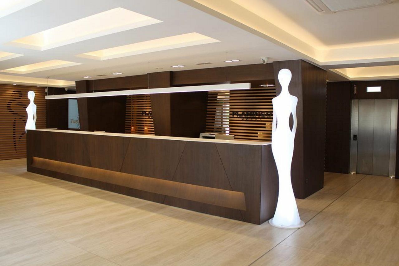 Checkin Flamingo Hotel L'Estartit Bagian luar foto